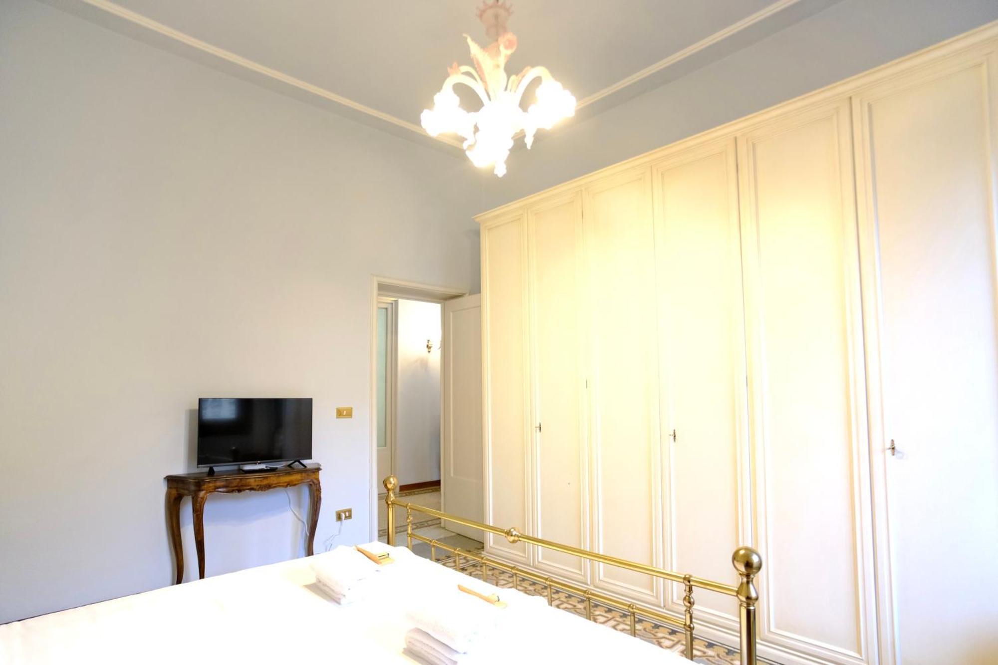 Boccaccio Boutique Apartment Флоренция Экстерьер фото